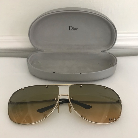 Dior Accessories - Dior 💯 authentic